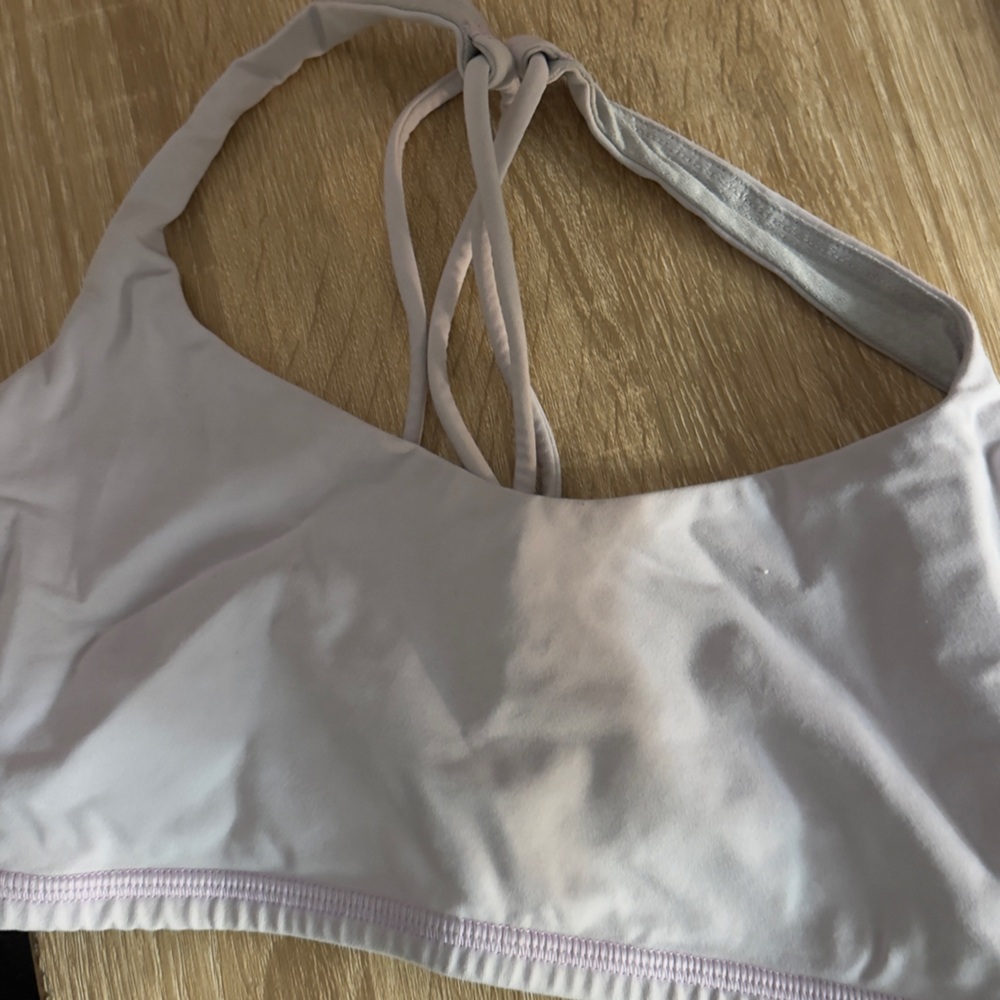 Women's Lululemon Free To Be Zen Sports Bra White Size 6 LW2AB3S